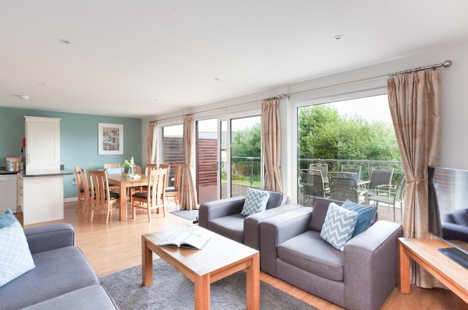 Kingfisher Hot Tub & Log Burner House On Premium Lakeside With Resort Facilities St Columb Major Exterior foto